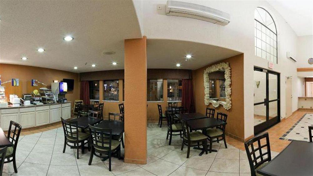 Ramada By Wyndham 3*