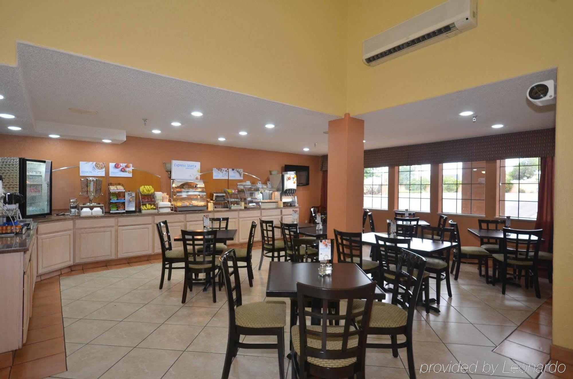 Hotel Ramada By Wyndham 3*