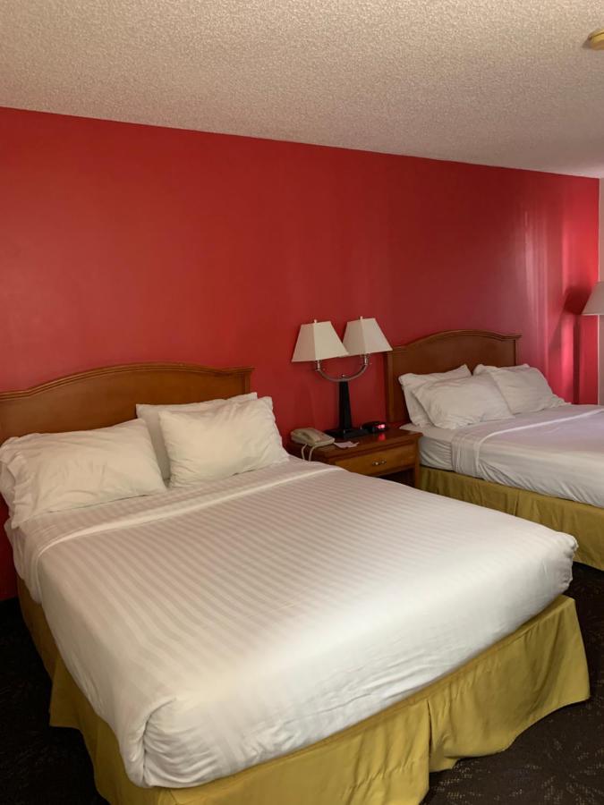 Ramada By Wyndham Santa Fé